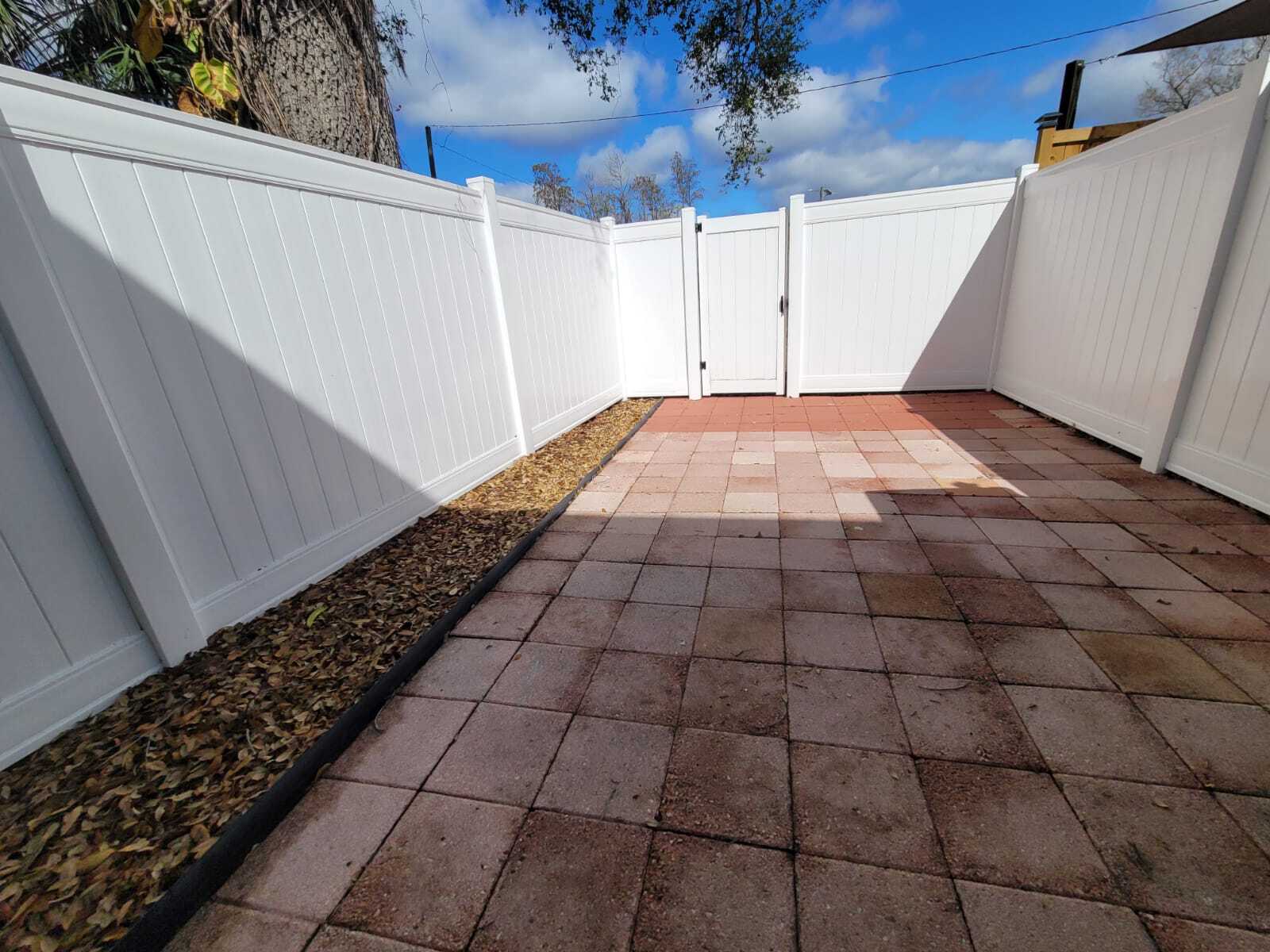 Building Photo - 6141 Oak Cluster Cir