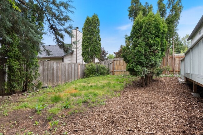 Building Photo - Beautiful Home in Winchester Hills