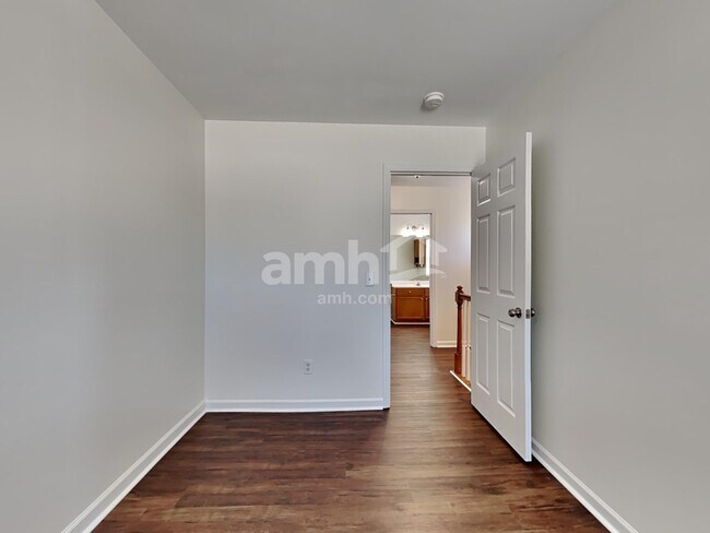 Building Photo - 170 Moon Dance Ln