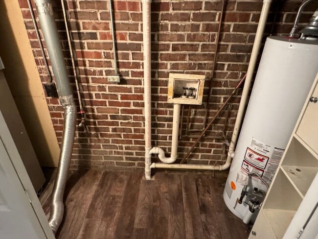 Building Photo - 1614-1616 S 4th St