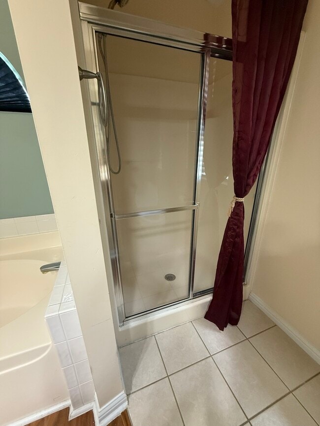 Building Photo - SIngle Family