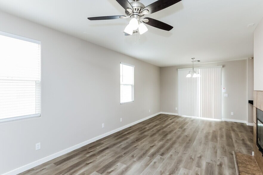 Building Photo - 9521 Colorado Blue St