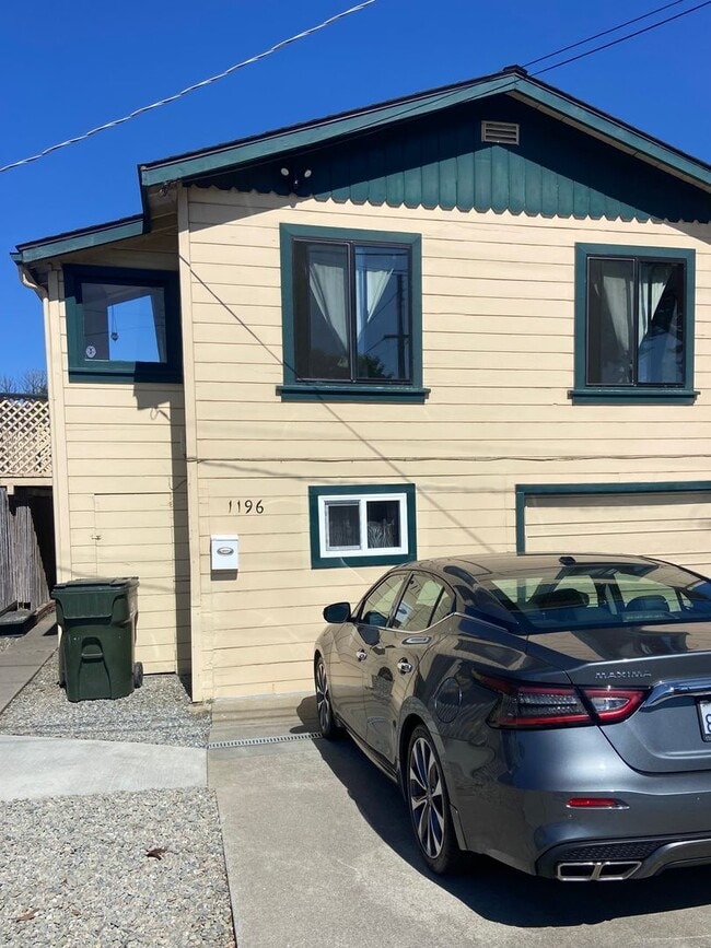 Furnished Spacious 1 Bedroom / 1 Bath Upp... - Furnished  Spacious 1 Bedroom / 1 Bath Upp...