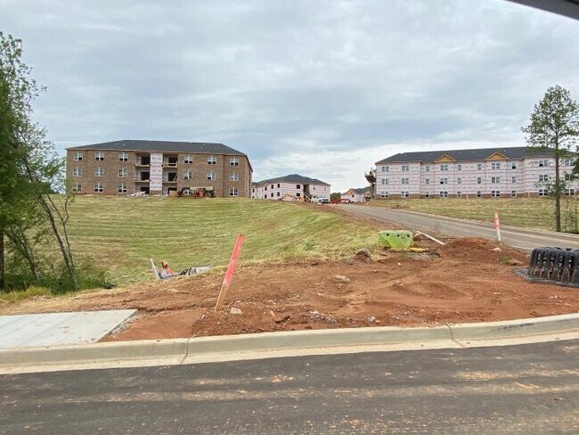 Building Photo - 2 bedroom in Spartanburg, SC SC 29301