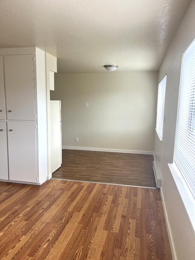 Building Photo - 7551 Rosanna St