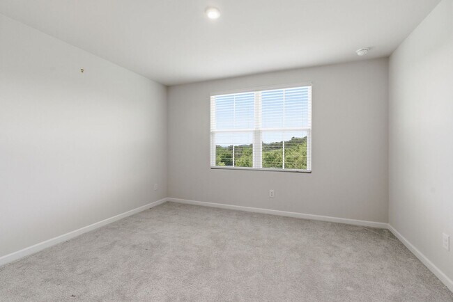 Building Photo - New Build Townhome