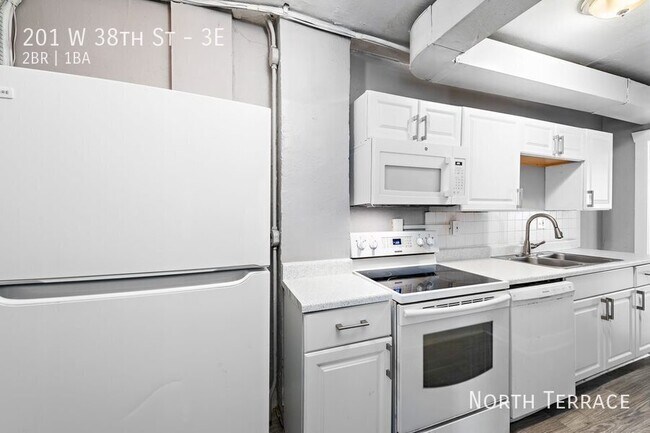 Building Photo - 201 W 38th St