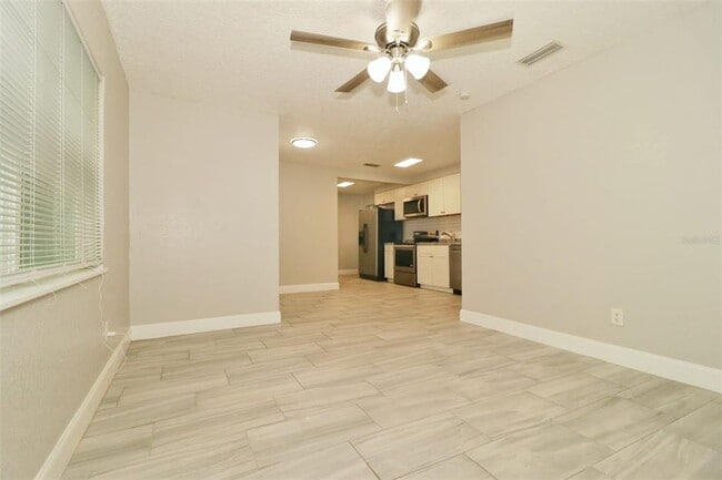 Building Photo - 611 Durango Way