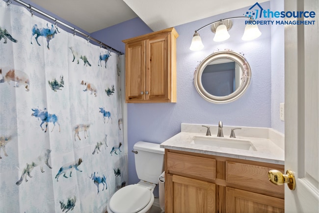 Building Photo - Charming 4 Bedroom 4 Bathroom Townhome in Desirable West Fort Collins!