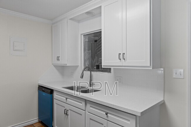 Building Photo - 5618 Ben Hogan Cir