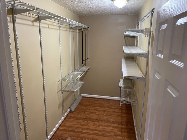 Building Photo - Coming soon! Cozy 3 Bedroom Near the Water!