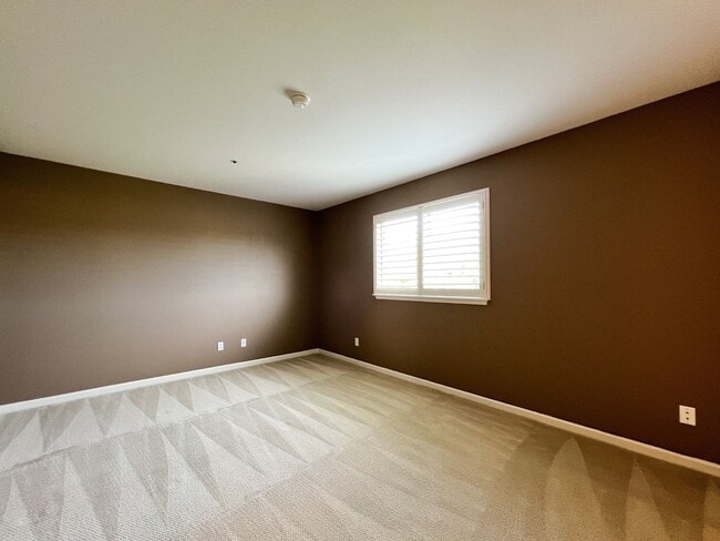 Building Photo - Charming Napa Condo in Quiet Court Setting