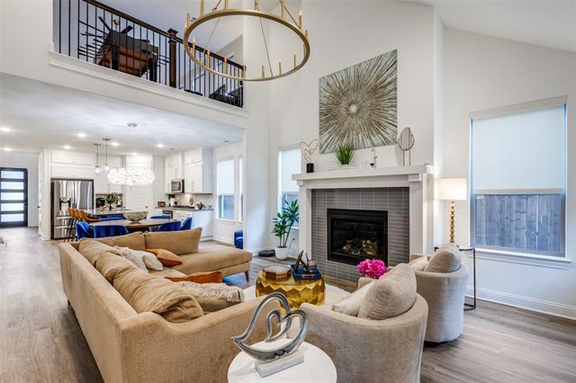 Building Photo - 2413 Latimer Mews