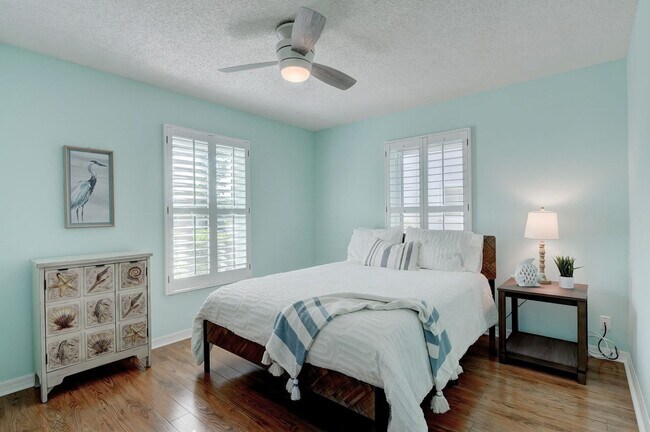 Building Photo - 1501 Chesapeake Ave