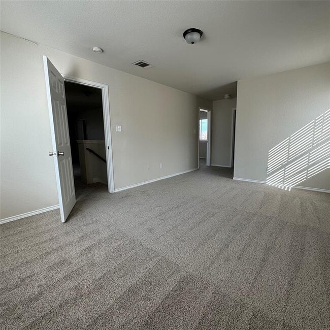 Building Photo - 4735 Castleman Dr