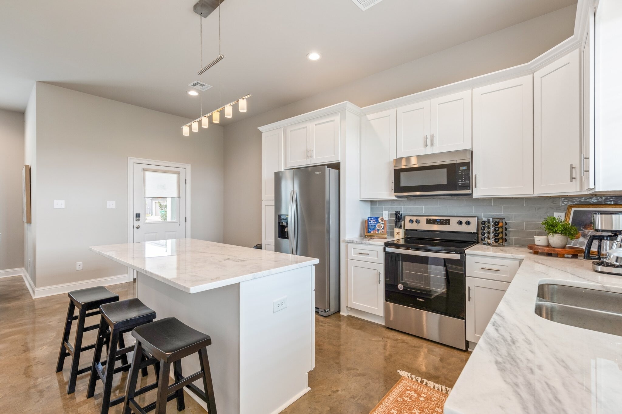 Building Photo - 203 Firethorn Dr