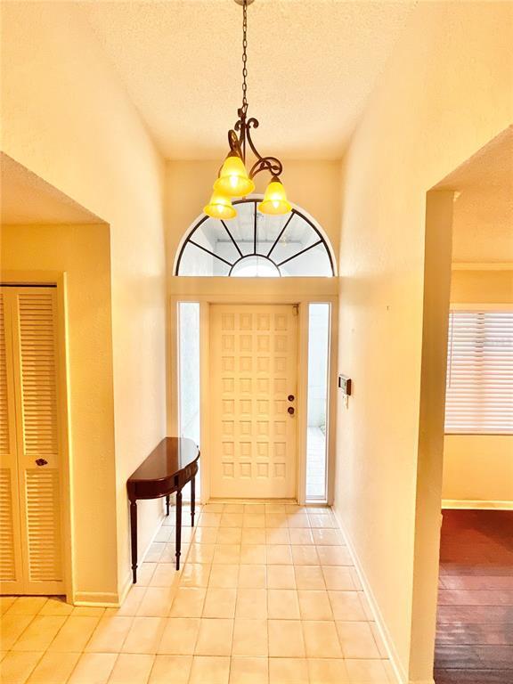 Building Photo - 1349 Hillside Dr