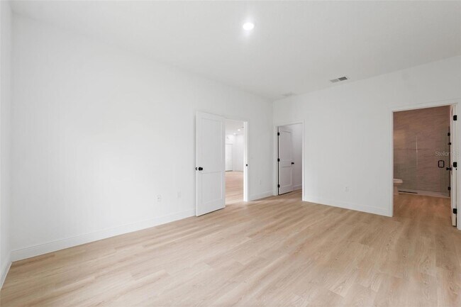 Building Photo - 15775 SW 46th Cir