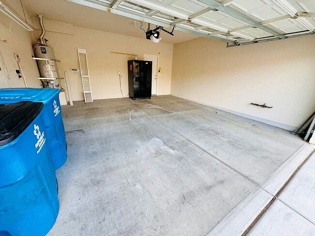 Building Photo - 2529 Nashira St