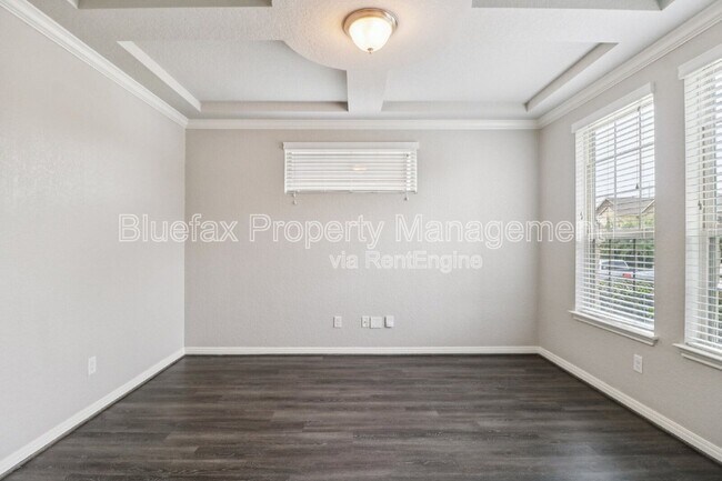 Building Photo - 13840 Tribeca