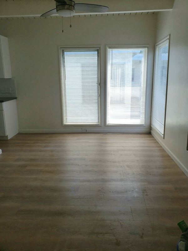 Building Photo - 1909 Beachwood Dr