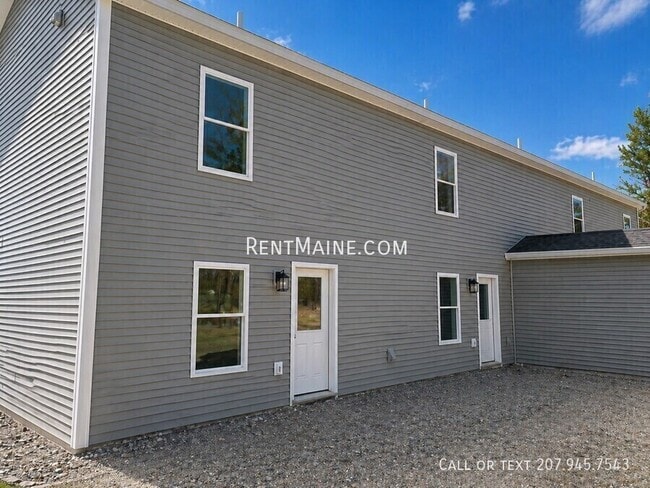 Building Photo - 599 Pine Tree Rd