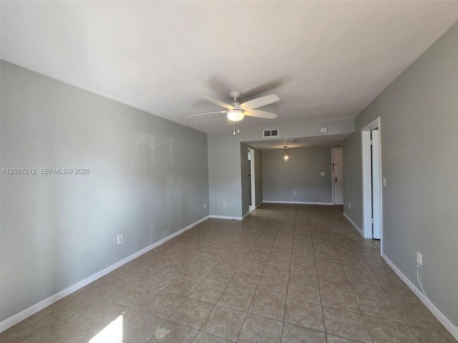 Building Photo - 950 S Kanner Hwy