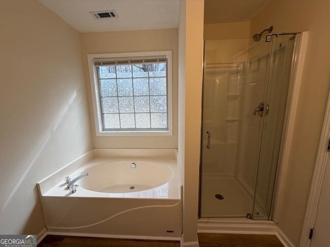 Building Photo - 414 Saddle Shoal Trail