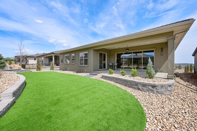 Building Photo - 3354 Crest Hollow View