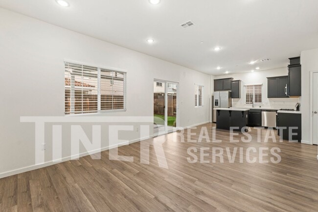 Building Photo - 5032 Cloudburst Wy