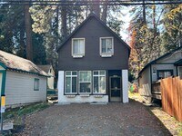 Building Photo - 22947 Waters Dr