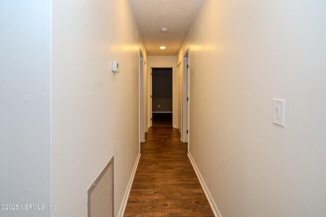 Building Photo - 3098 Pacetti Rd