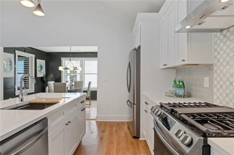 Building Photo - 496 Glenwood Pl SE