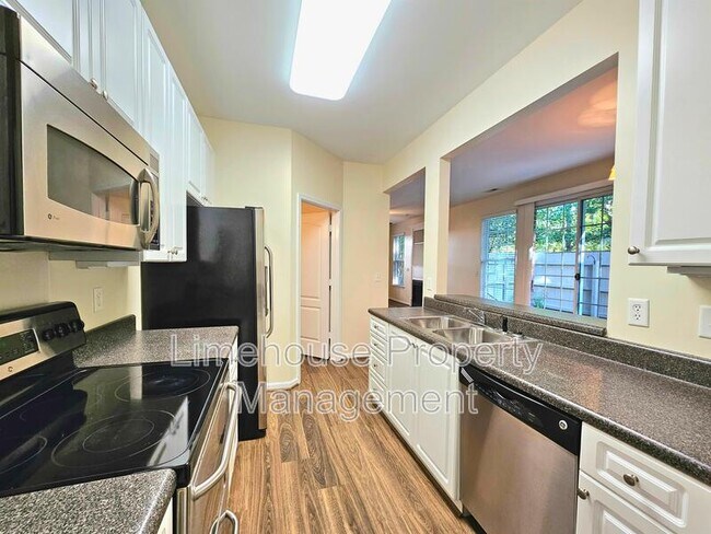 Building Photo - 5260 Elston Ln