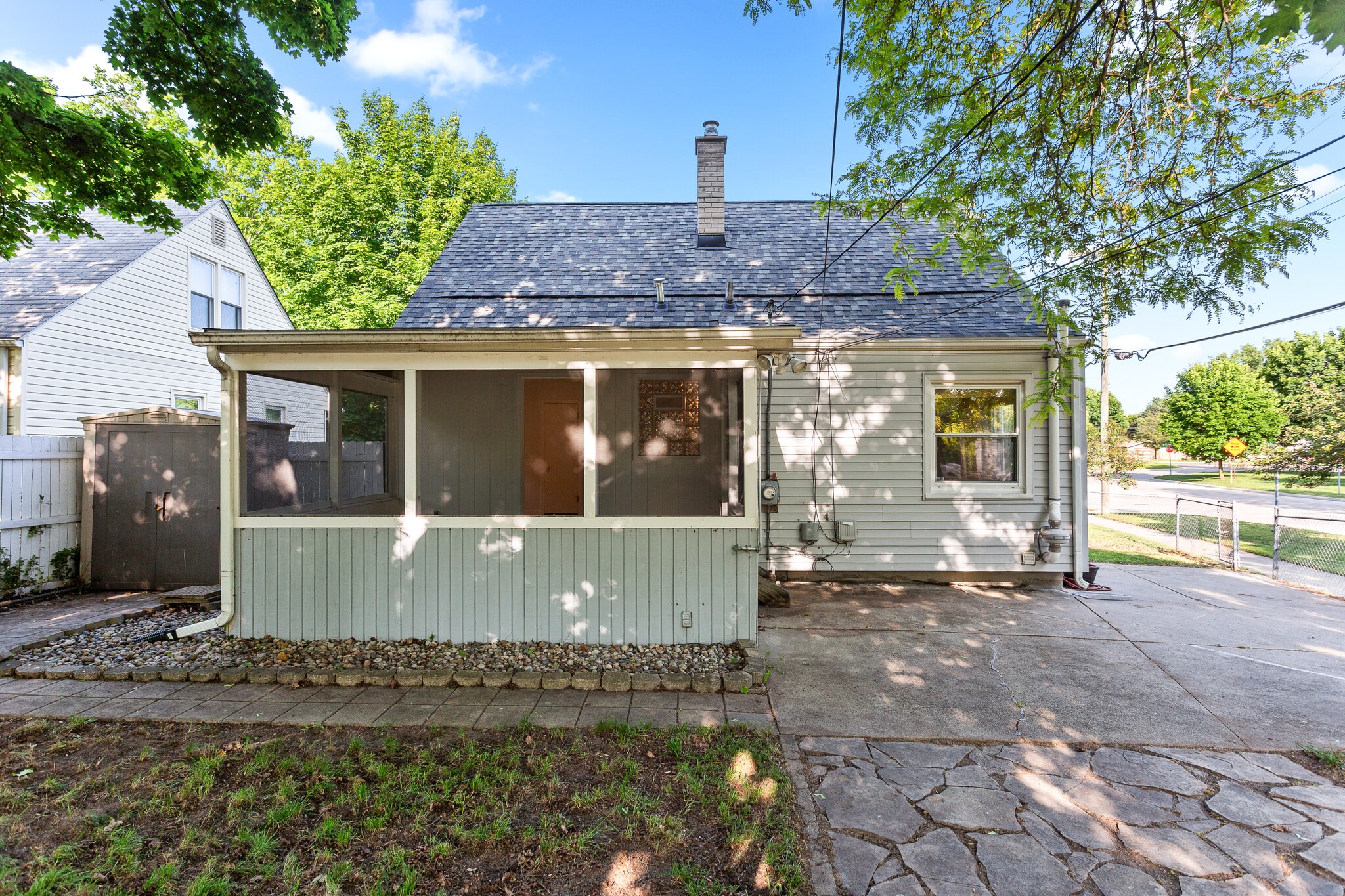 Building Photo - 3403 Woodland Ave