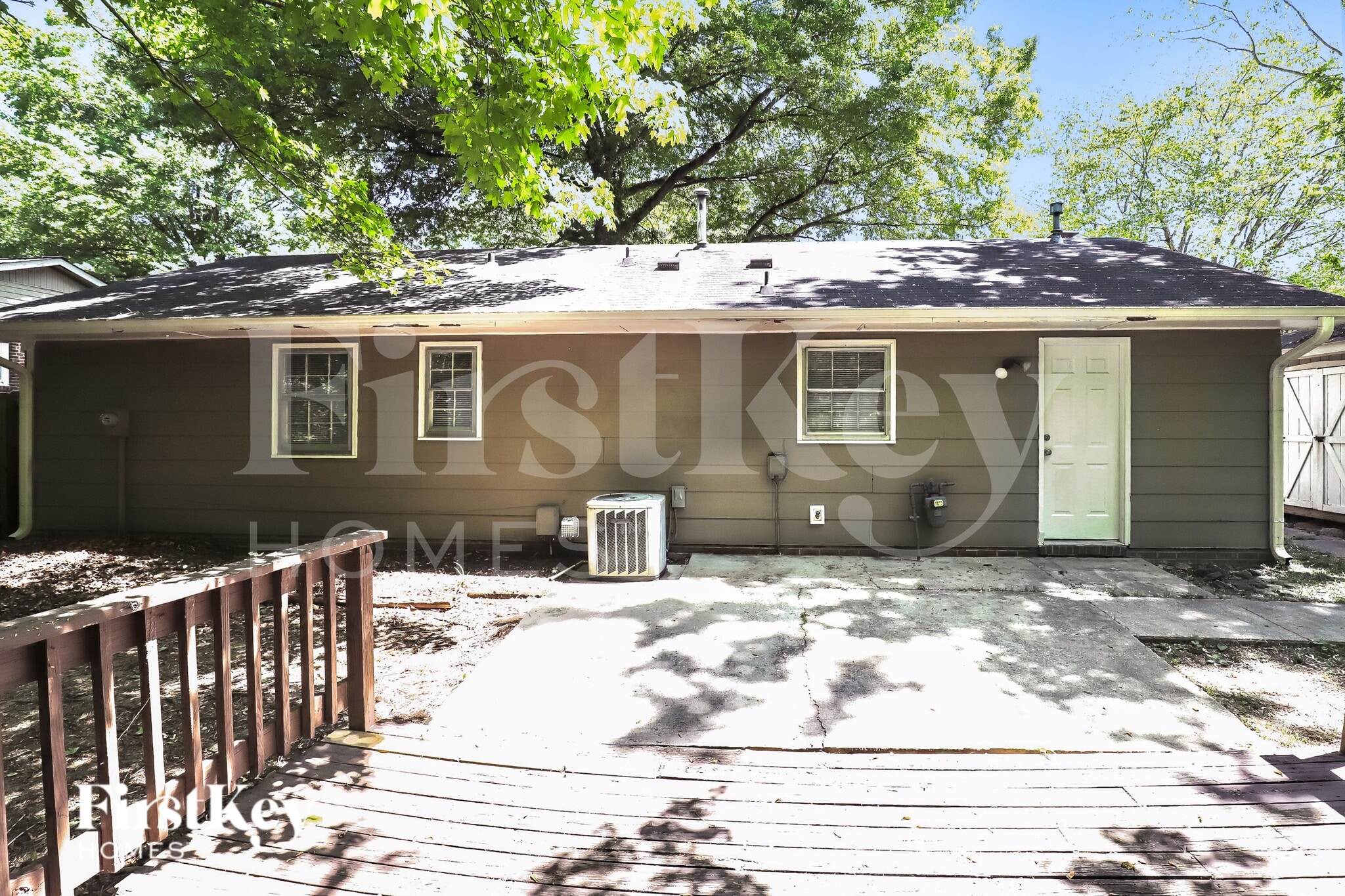 Building Photo - 1913 Middlewood Ct