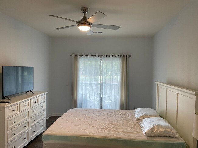 Building Photo - 968 Great Egret Cir SW