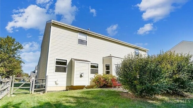 Building Photo - 6015 Hidden Oaks Ct