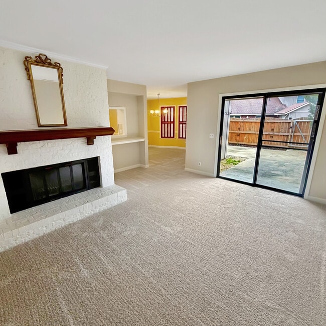 Building Photo - 1849 Quail Ridge Rd