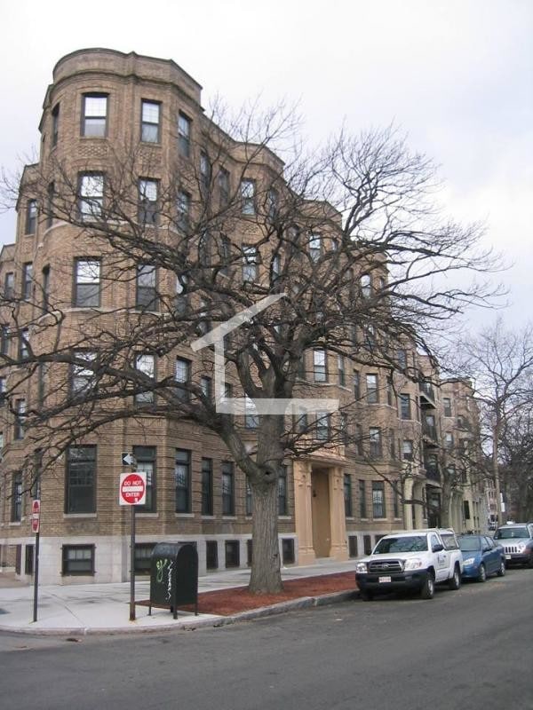 Building Photo - 1139 Commonwealth Avenue