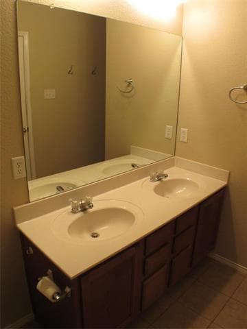 Building Photo - 2332 Oklahoma Ave