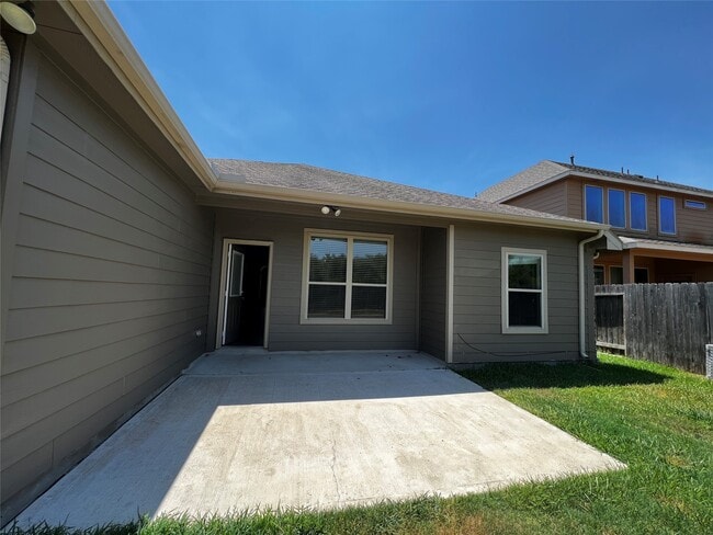 Building Photo - 20718 Laurel Rain Ct