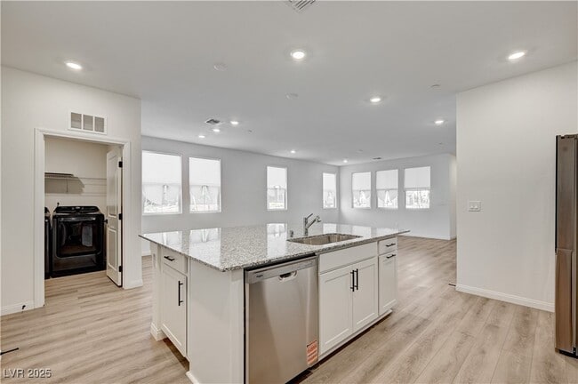 Building Photo - 2734 Luzzi Walk