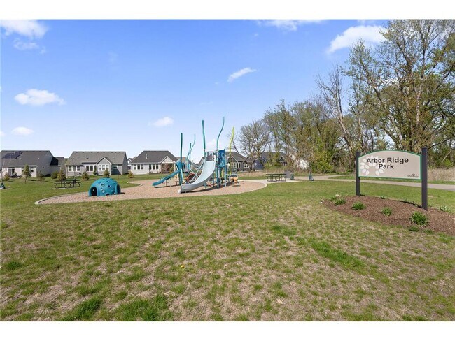 Building Photo - 4429 Arbor Dr