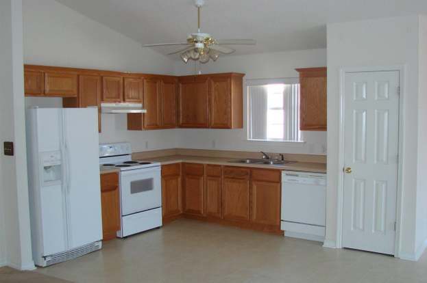 Building Photo - 608 Reservation Ave