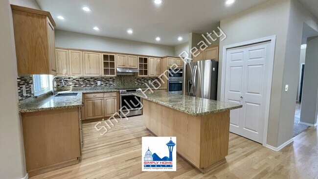 Building Photo - Step Inside this beautiful Home in Tacoma!