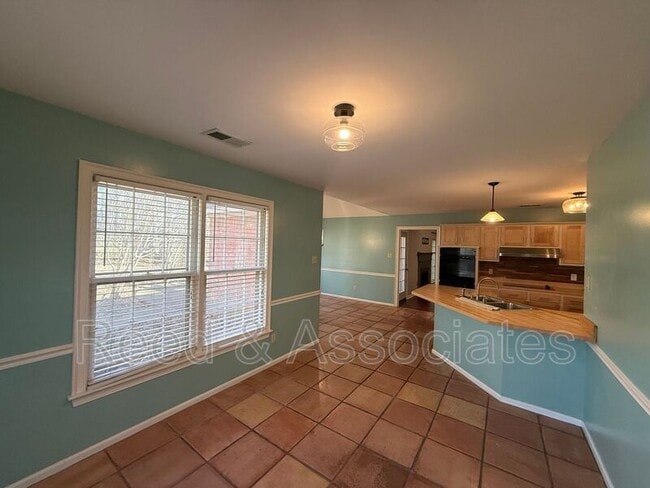 Building Photo - 596 Duck Call Cove