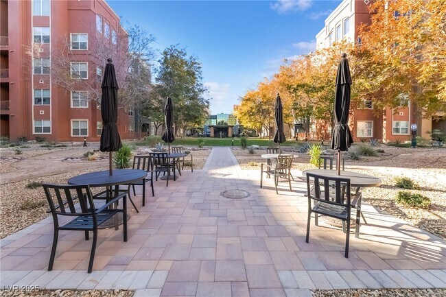 Building Photo - 50 E Serene Ave