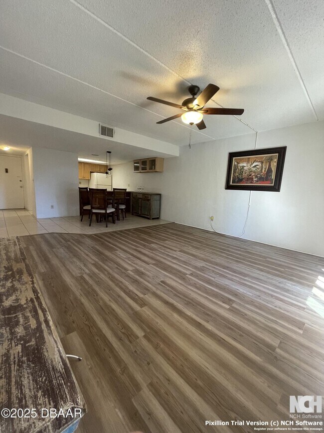 Building Photo - 144 S Halifax Ave