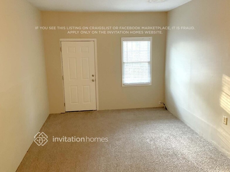 Building Photo - 1650 Lakeview Pl